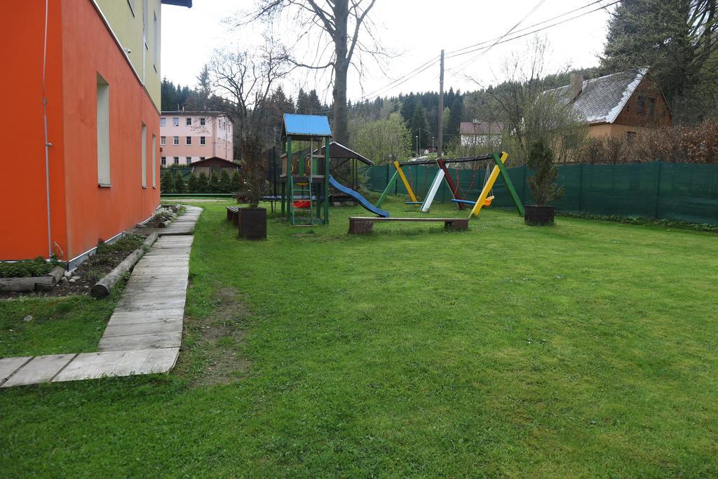 Kořenov Apartmany Lestarka מראה חיצוני תמונה